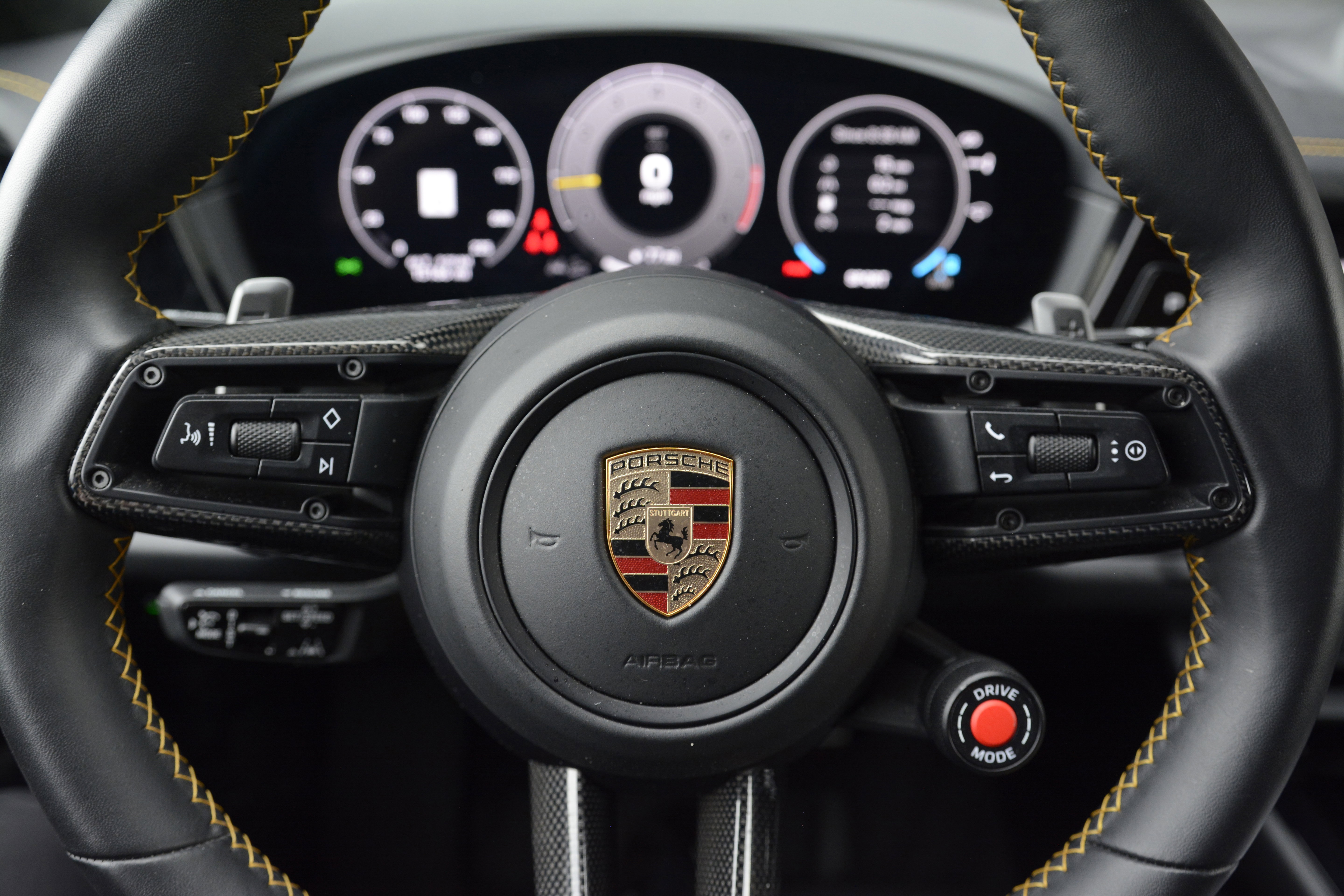 Certified 2024 Porsche Cayenne Turbo GT AWD/4WD image 17