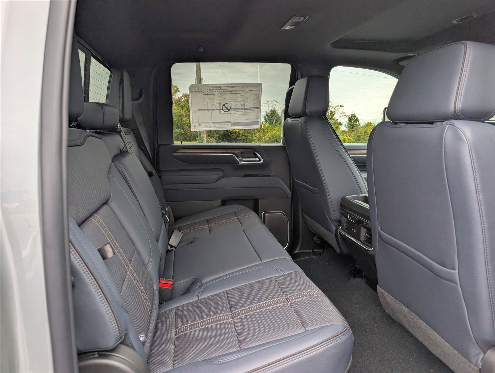 New 2026 Chevrolet Silverado 3500 High Country w/ Technology Package AWD/4WD image 7