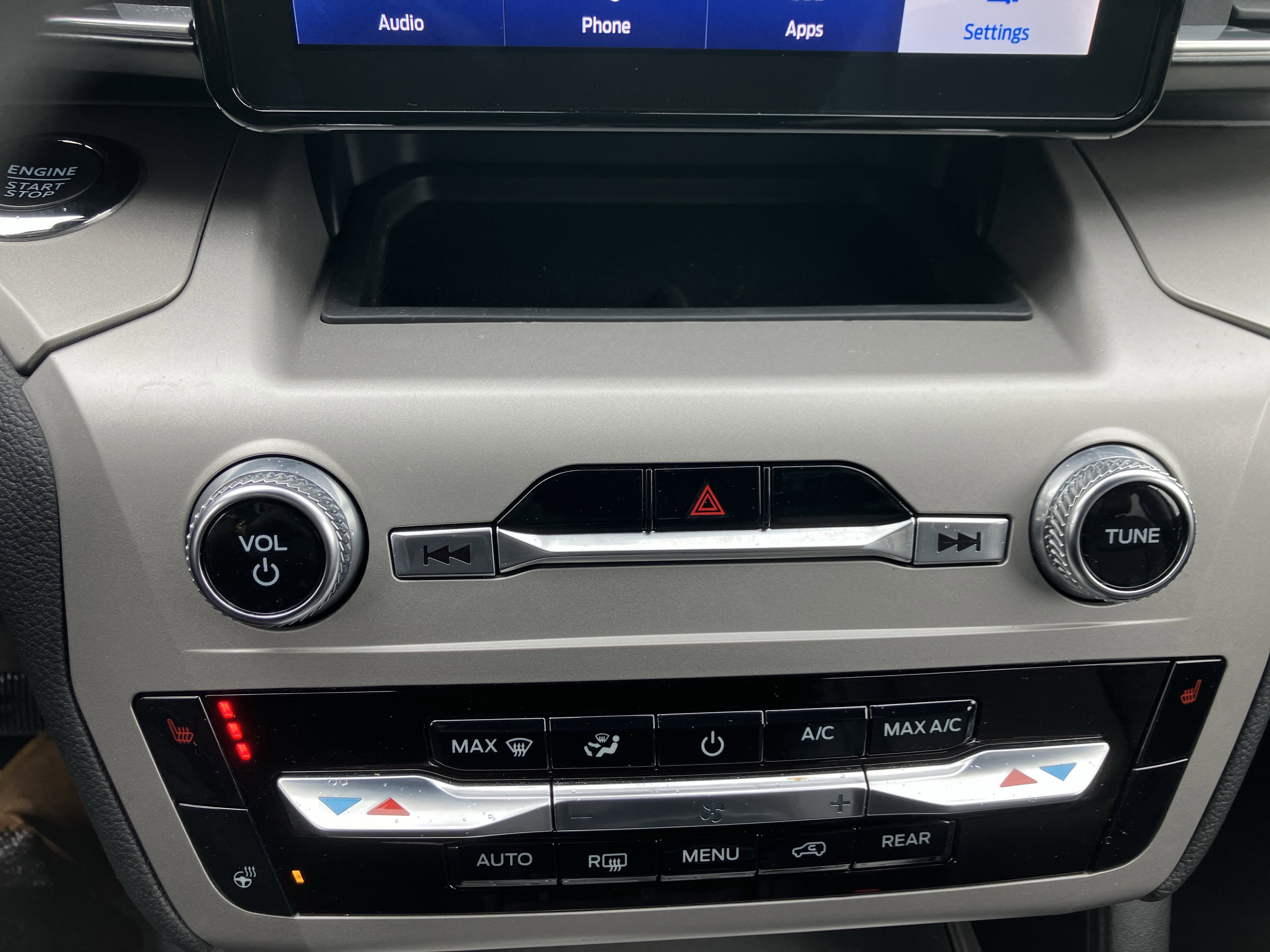 Certified 2022 Ford Explorer XLT w/ Equipment Group 202A image 31