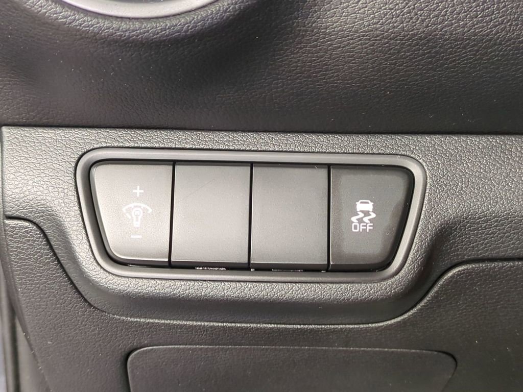 Used 2023 Kia Forte LXS FWD image 23