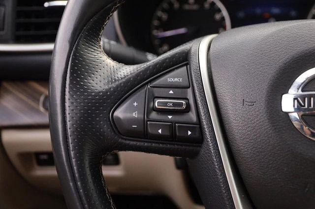 Used 2018 Nissan Maxima Platinum image 12