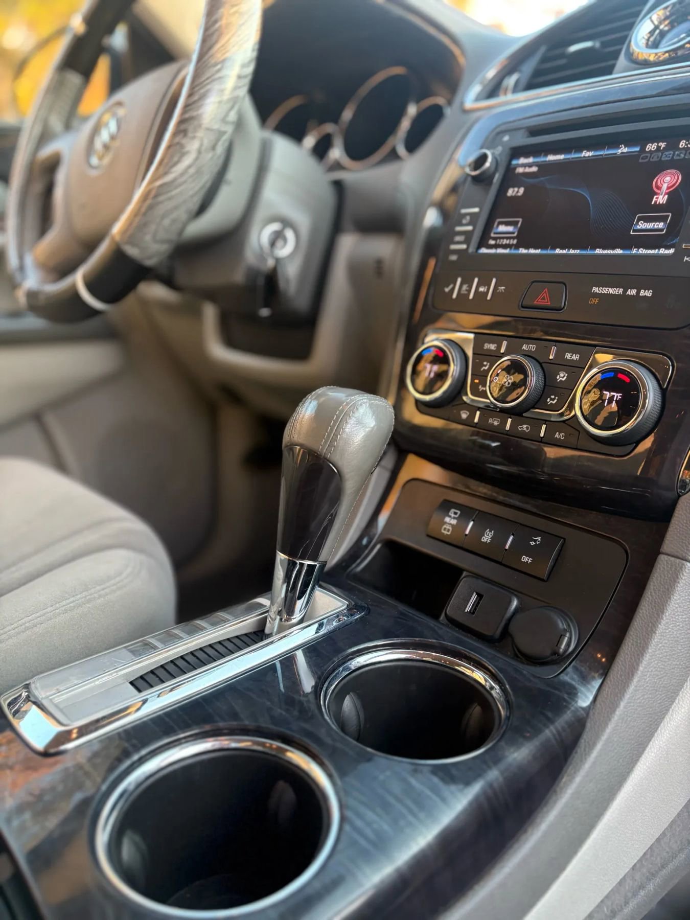 Used 2017 Buick Enclave Convenience FWD image 27
