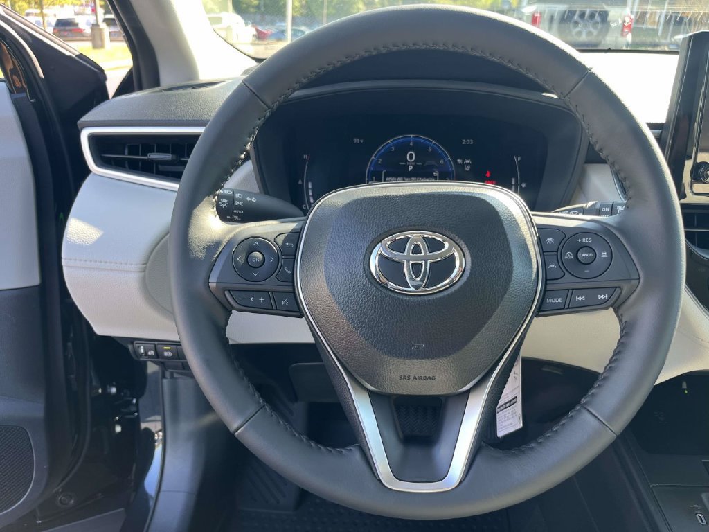 New 2026 Toyota Corolla Cross LE FWD image 14