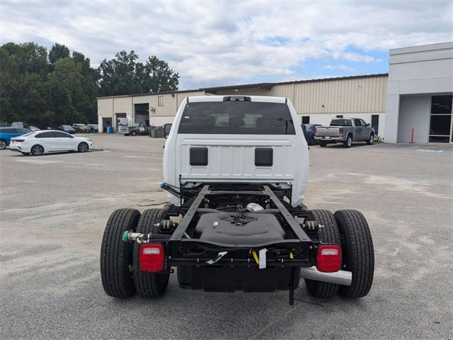 New 2024 RAM 3500 Tradesman w/ Safety Group image 10