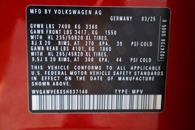 Certified 2025 Volkswagen ID. Buzz Pro S RWD image 28