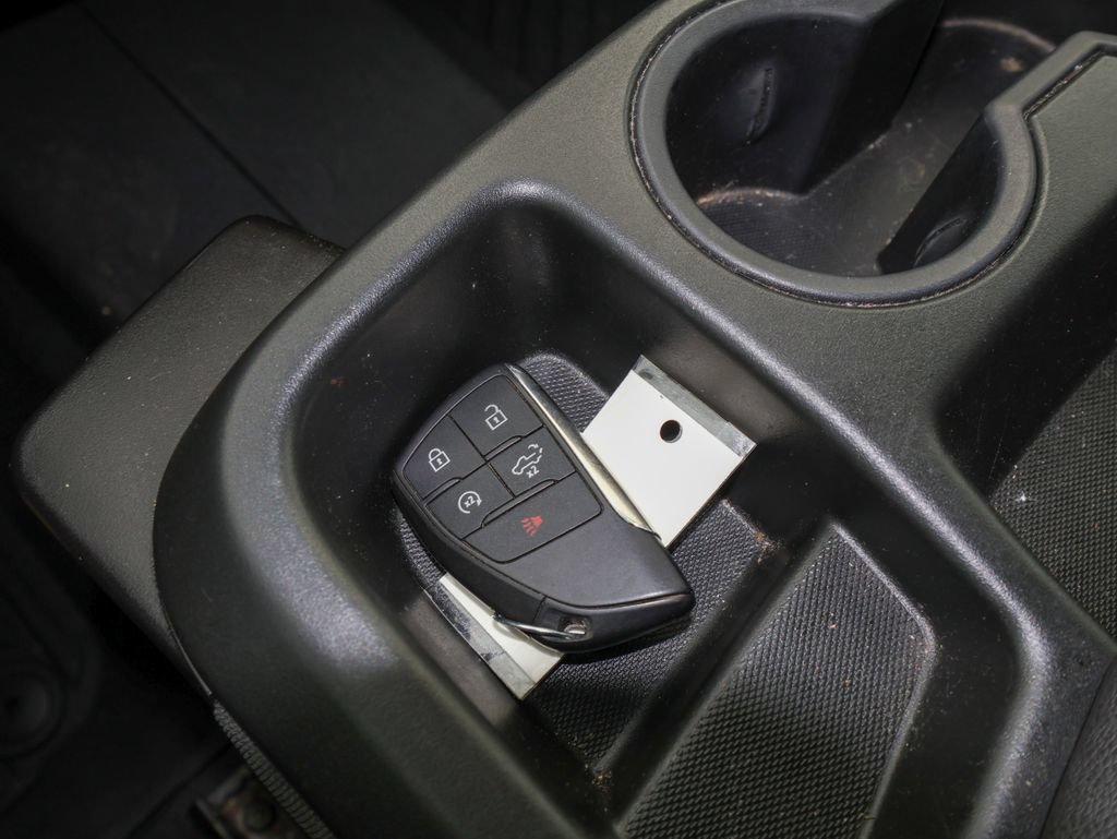 Used 2024 Chevrolet Silverado 1500 LT AWD/4WD image 21