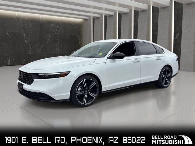 Used 2025 Honda Accord Sport image 1