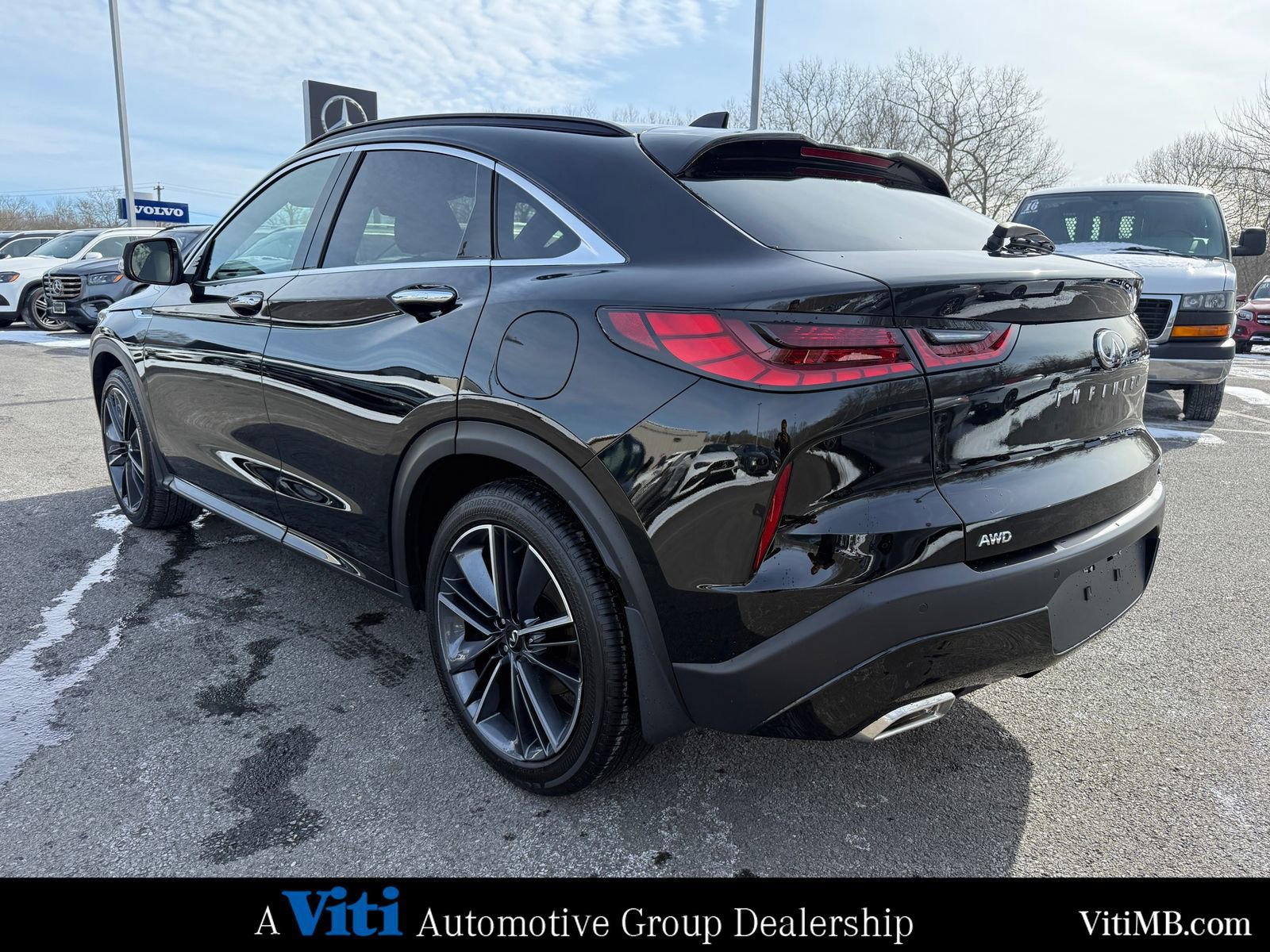 Used 2025 INFINITI QX55 Luxe w/ Cargo Package image 6