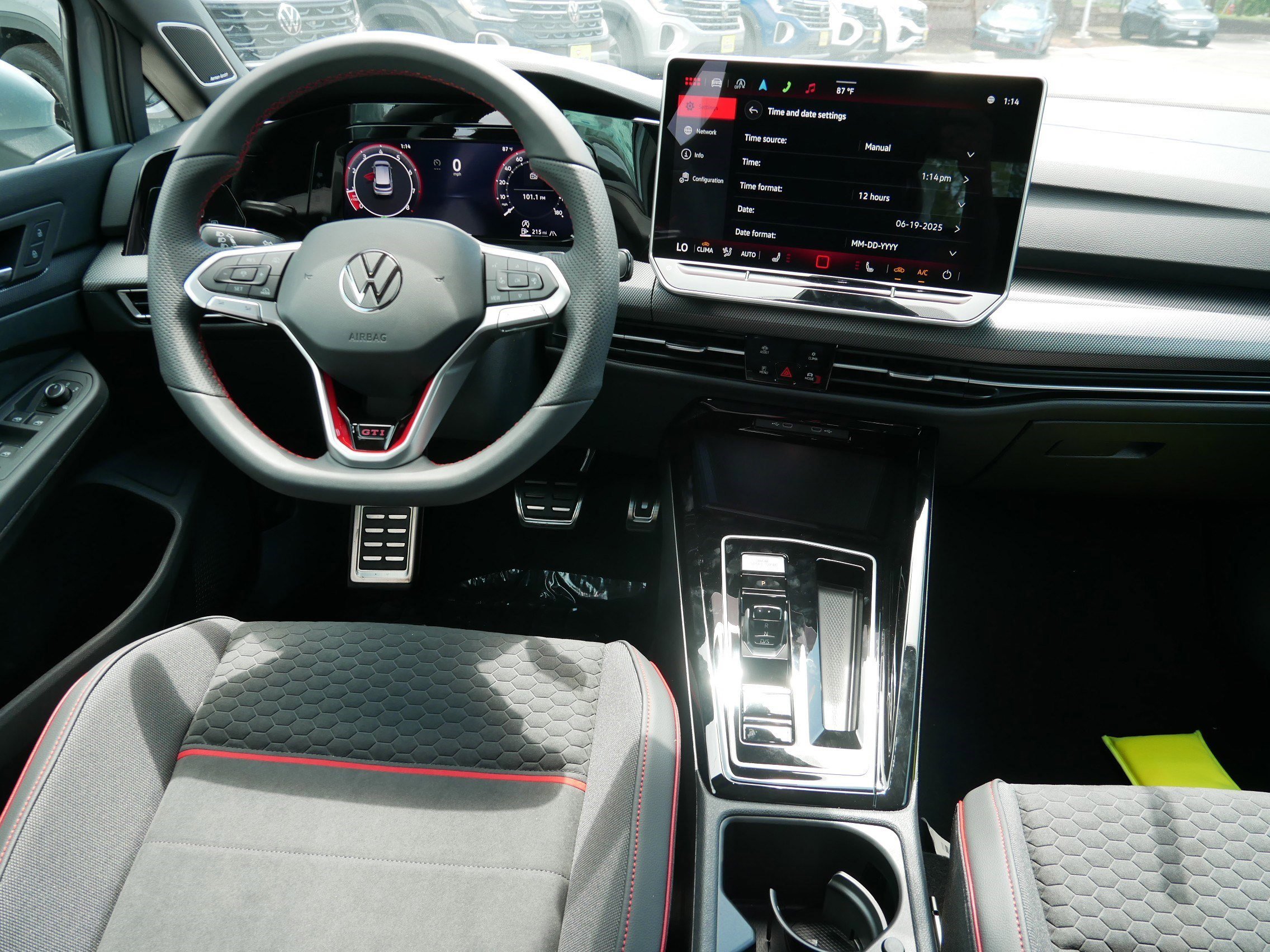 New 2025 Volkswagen GTI SE FWD image 9