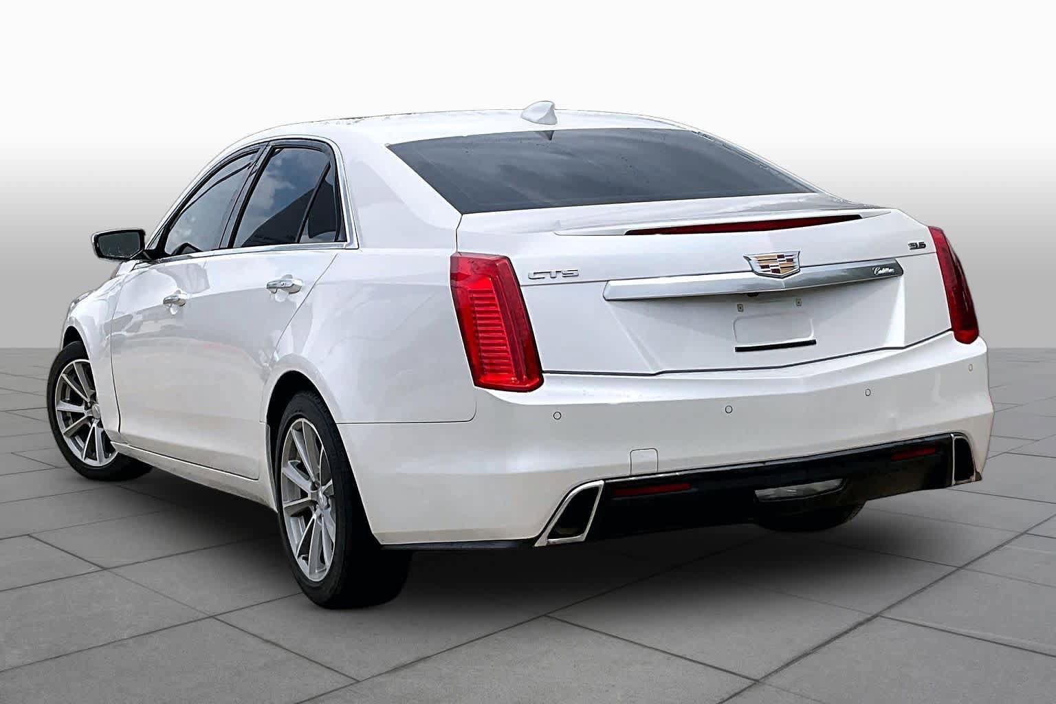 Used 2019 Cadillac CTS Luxury RWD image 12