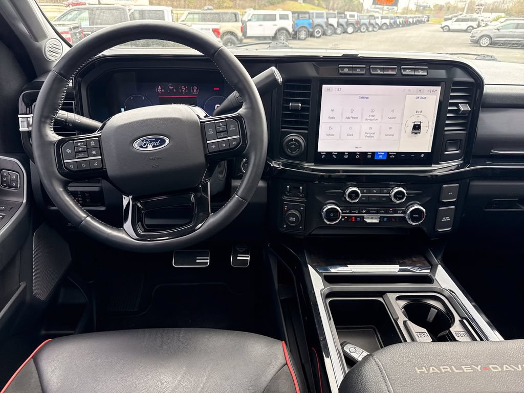 Used 2023 Ford F250 Lariat w/ Lariat Ultimate Package AWD/4WD image 22