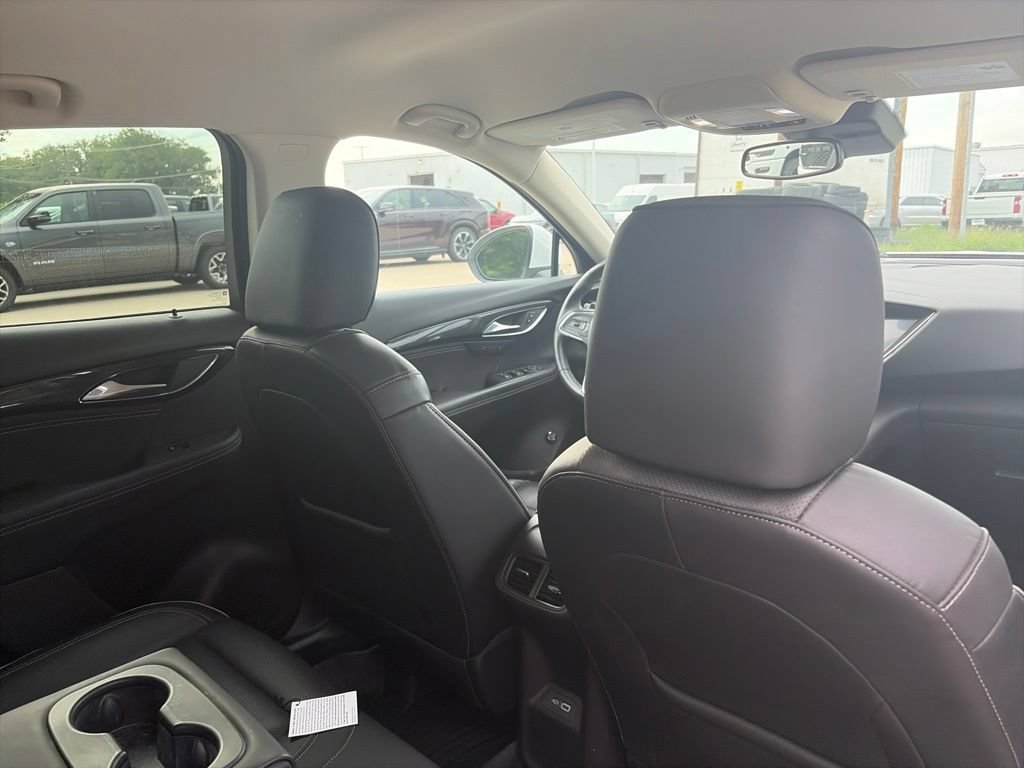 Used 2021 Buick Envision Essence AWD/4WD image 13