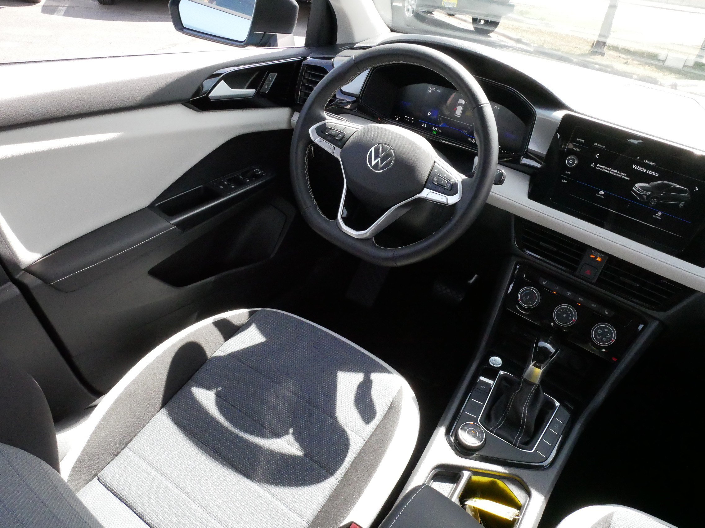 Certified 2025 Volkswagen Taos S AWD/4WD image 9