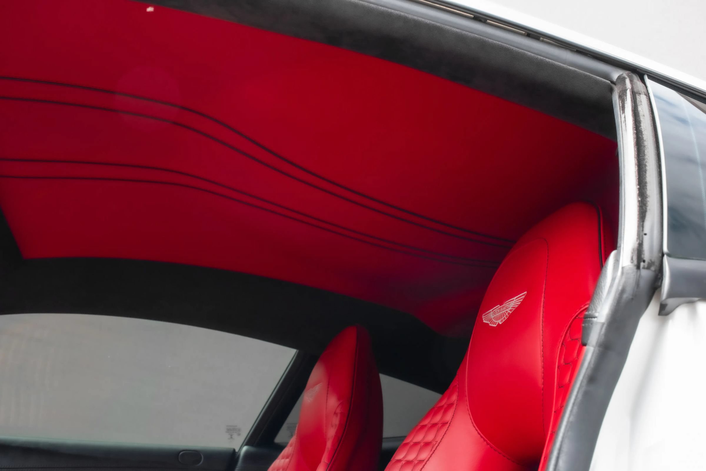 Used 2014 Aston Martin Vanquish Coupe RWD image 16