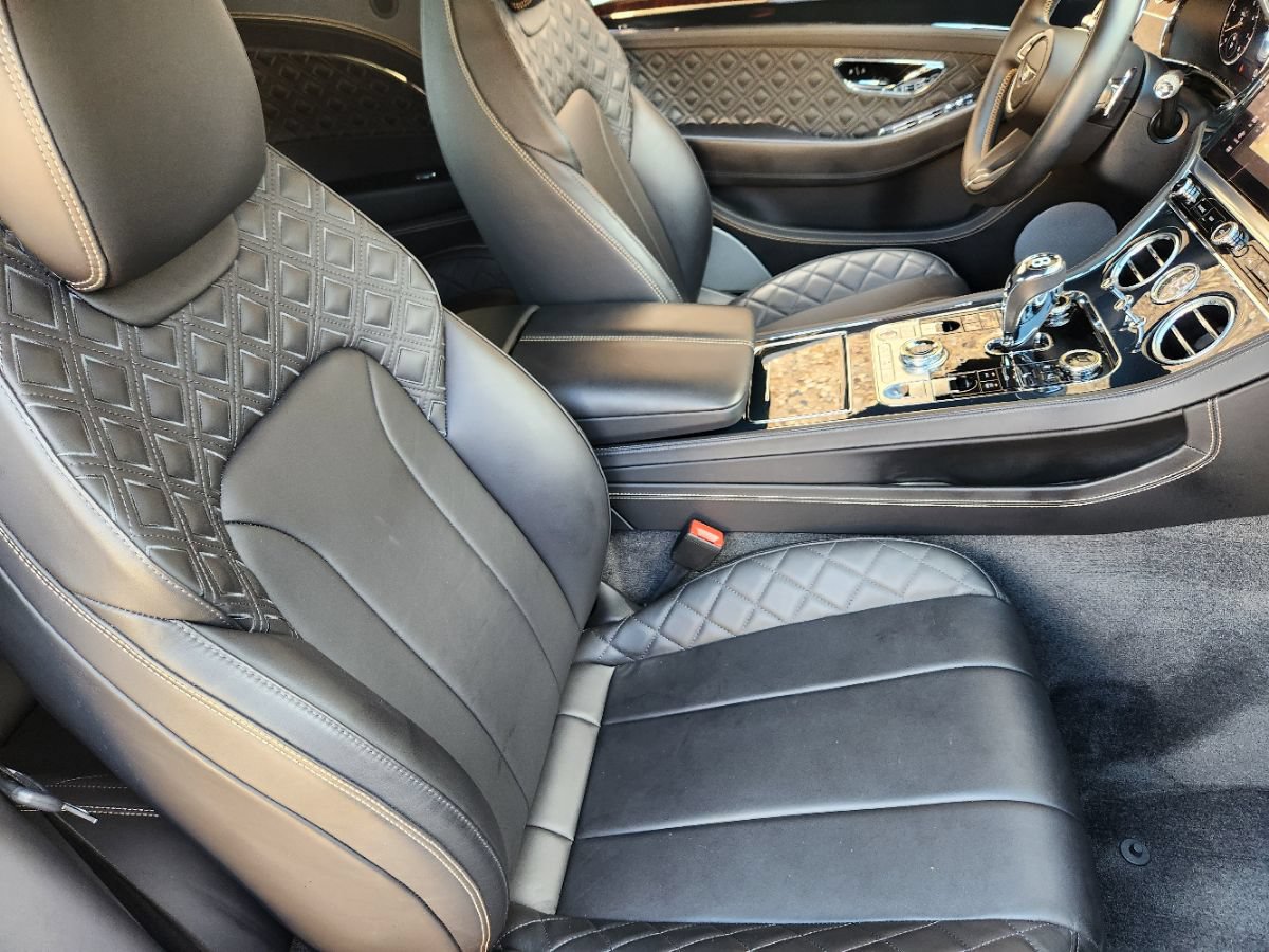 Used 2022 Bentley Continental GT AWD/4WD image 44