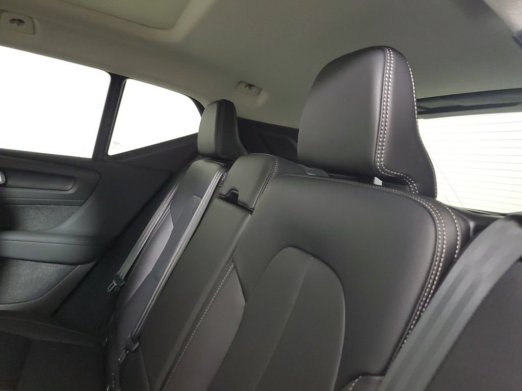 New 2026 Volvo XC40 B4 Core w/ Protection Package Premier FWD image 13