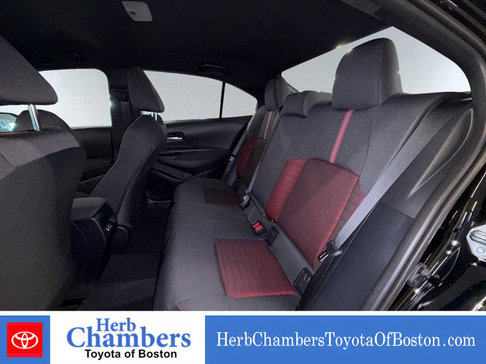 New 2026 Toyota Corolla SE FWD image 19
