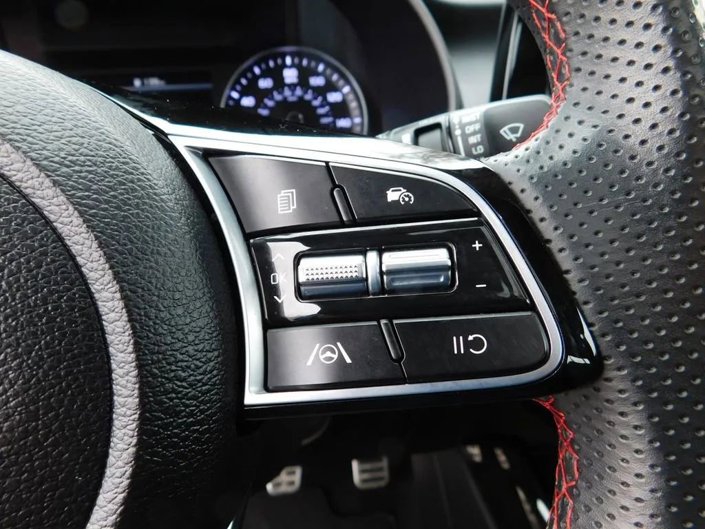 Used 2023 Kia Forte GT image 23