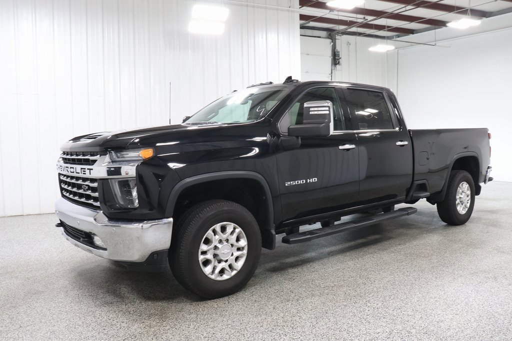 Used 2020 Chevrolet Silverado 2500 LTZ image 2