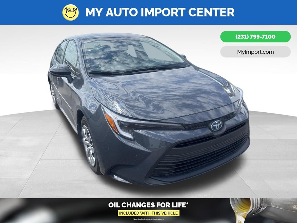 Used 2025 Toyota Corolla LE