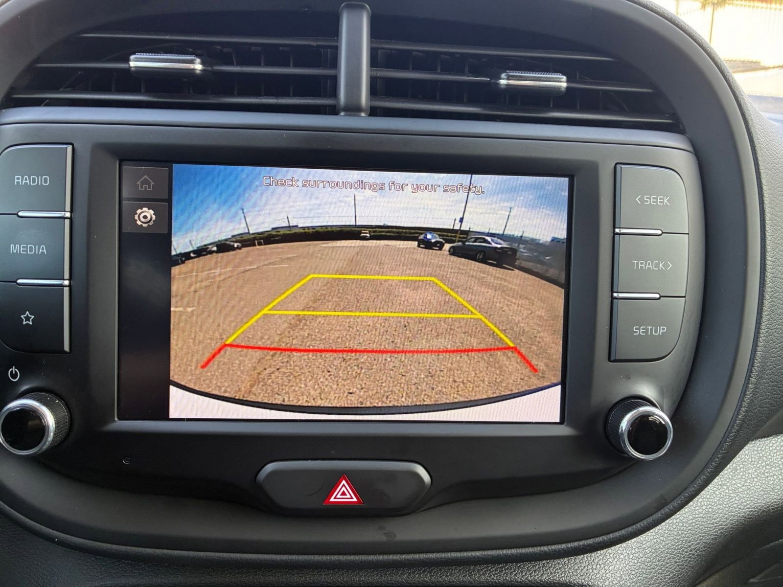 Used 2025 Kia Soul LX w/ LX Technology Package image 22