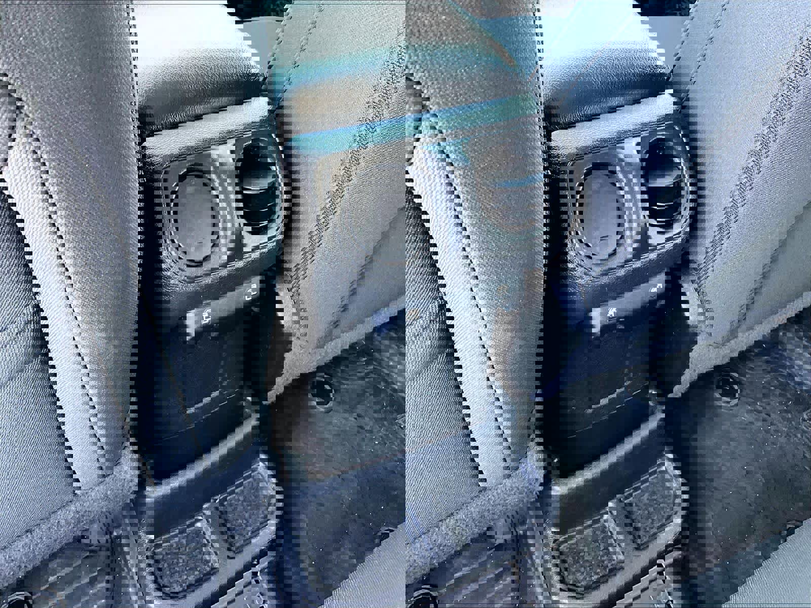 Used 2023 Jeep Wrangler Unlimited w/ Cold Weather Group image 28