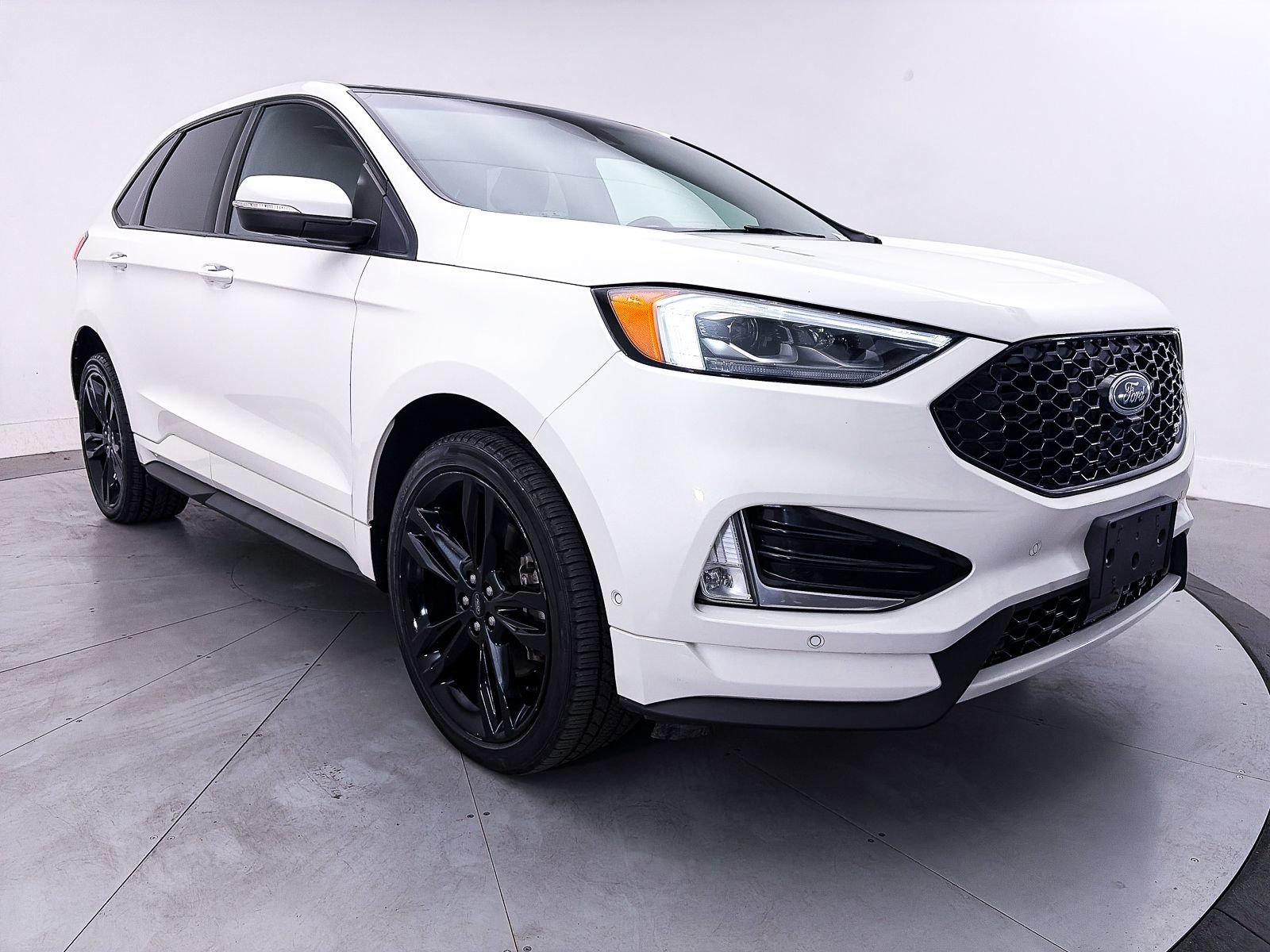 Used 2020 Ford Edge ST w/ Equipment Group 401A AWD/4WD image 11