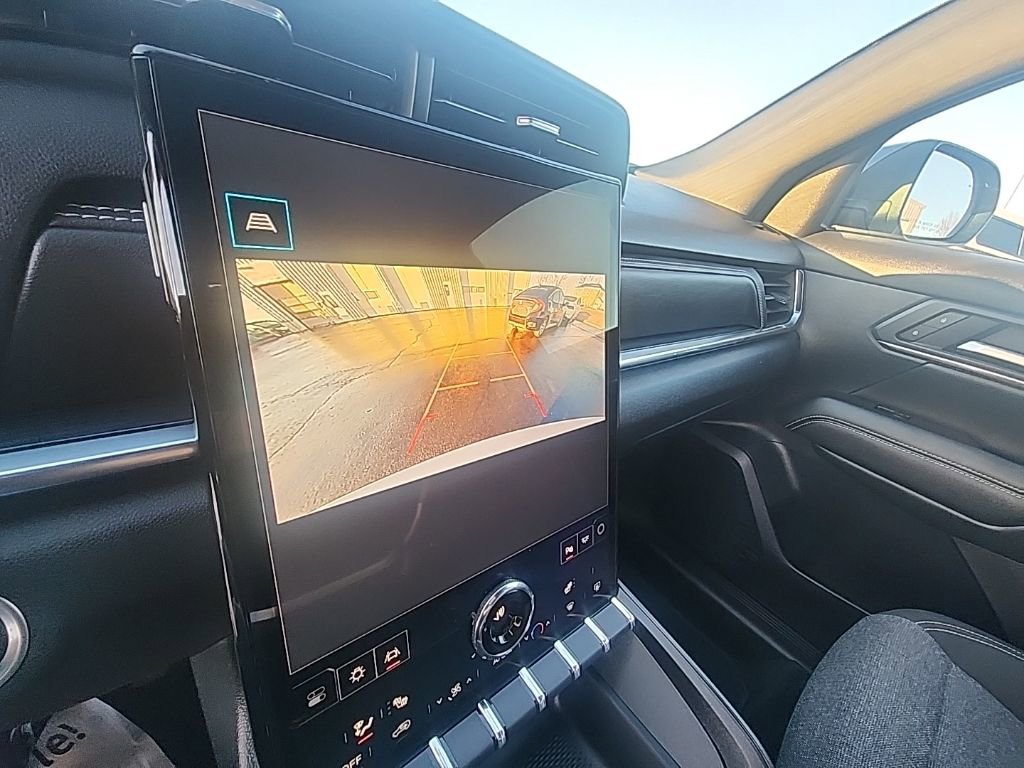 Used 2025 GMC Terrain Elevation image 20