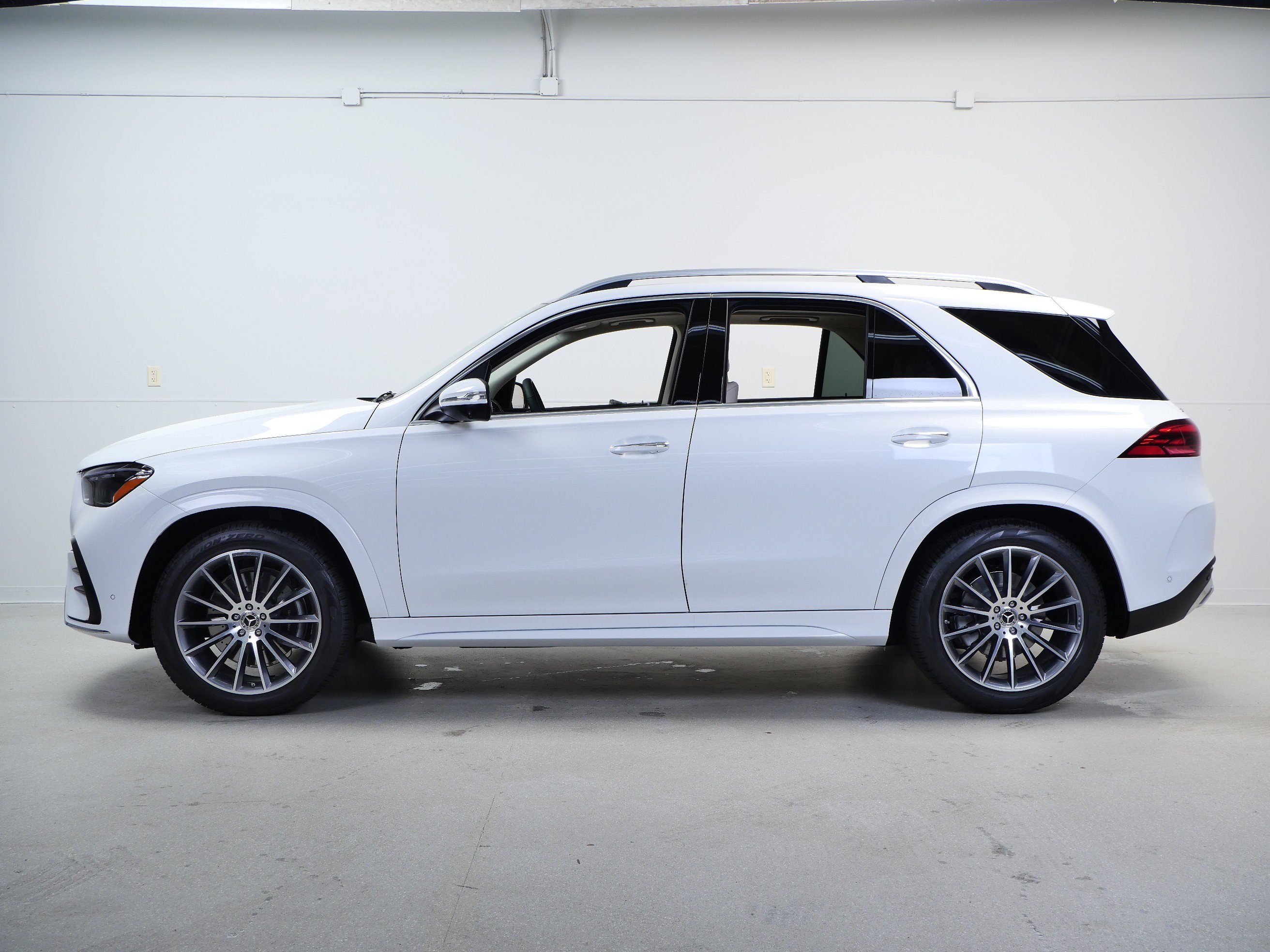 New 2026 Mercedes-Benz GLE 450 4MATIC image 5