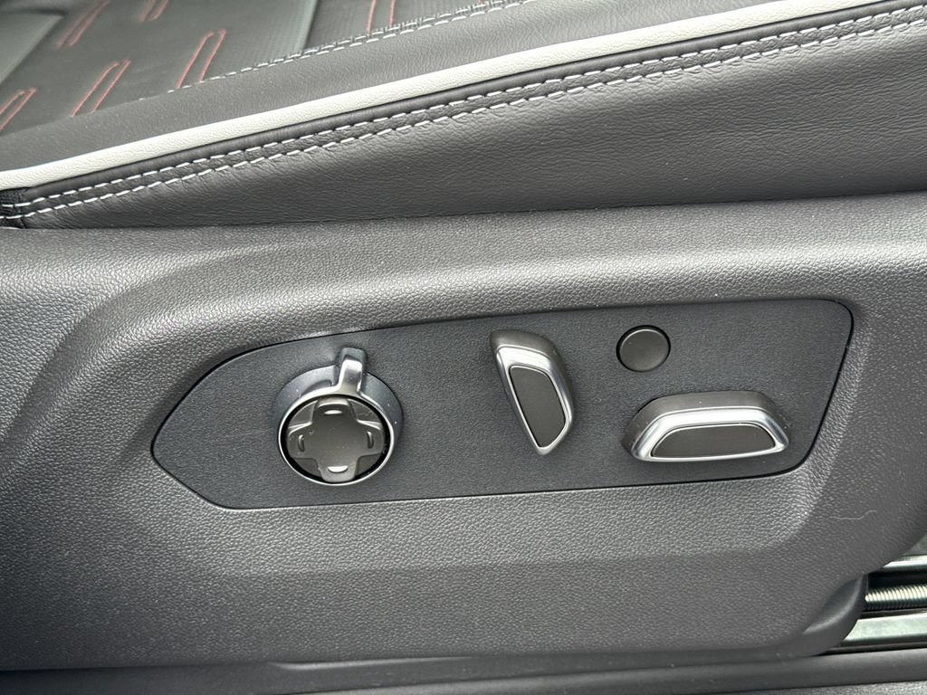 New 2026 GMC Sierra 2500 AT4X AWD/4WD image 41