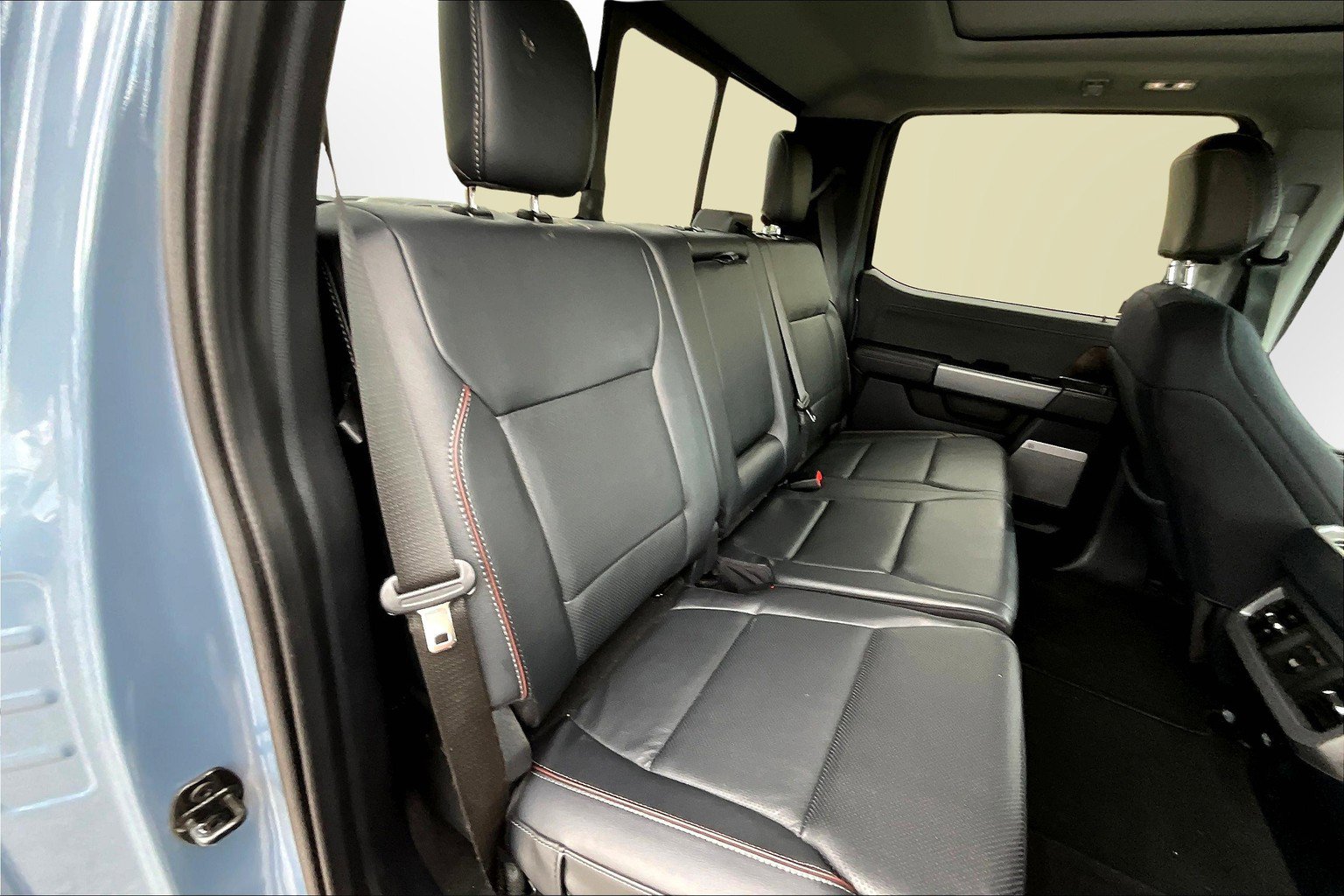 Used 2023 Ford F350 Lariat w/ Lariat Ultimate Package image 17