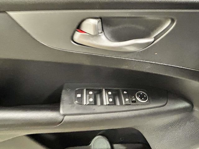 Used 2021 Kia Forte LXS FWD image 12