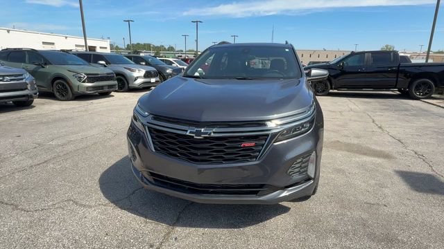 Used 2022 Chevrolet Equinox RS w/ RS Leather Package AWD/4WD image 3