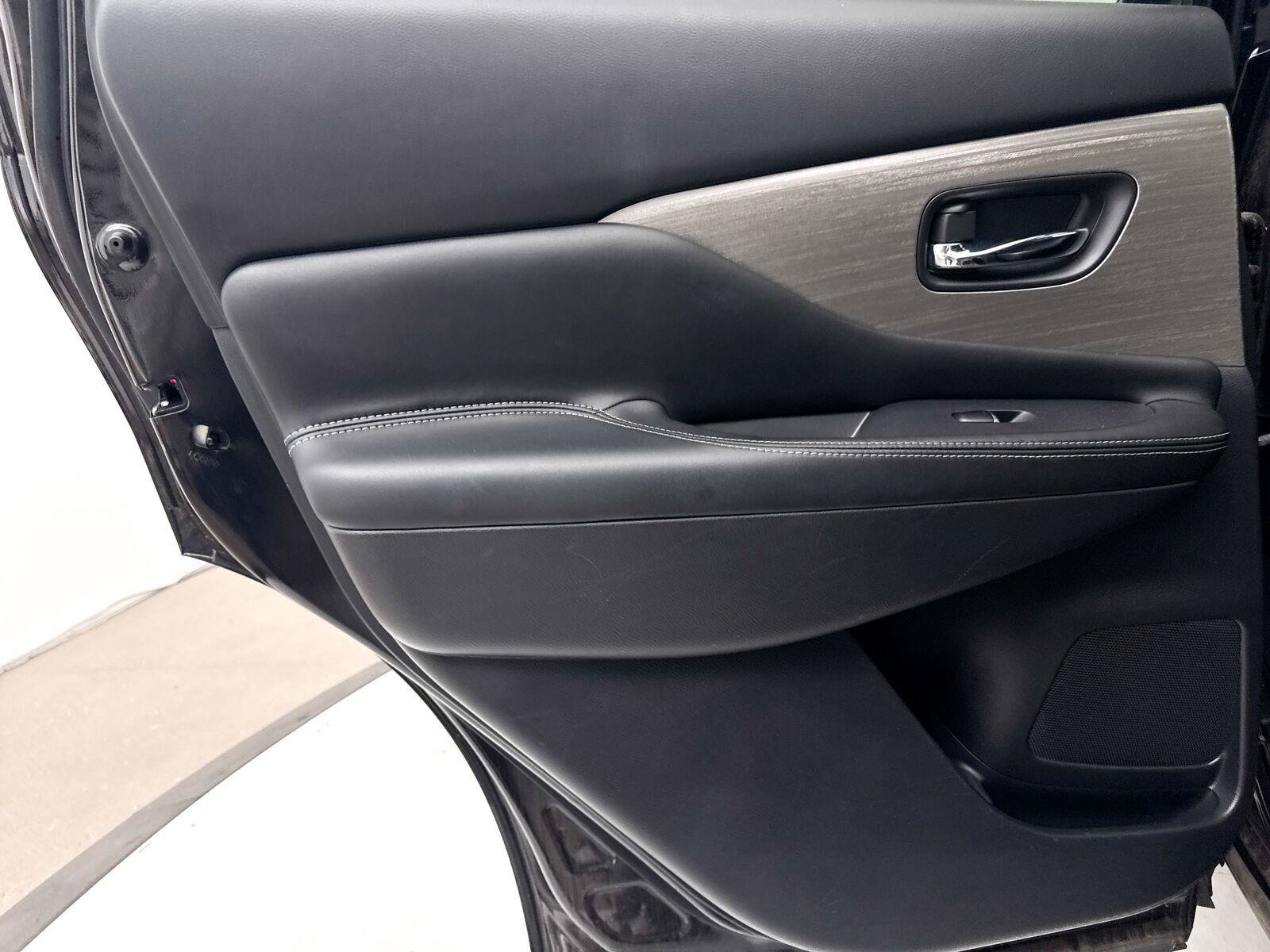Used 2018 Nissan Murano Platinum AWD/4WD image 29