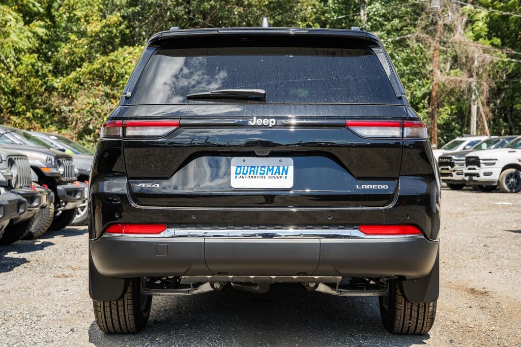 New 2025 Jeep Grand Cherokee Laredo X w/ Luxury Tech Group I image 5