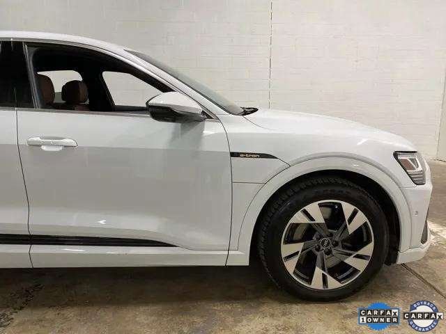 Used 2022 Audi e-tron Premium Plus w/ Premium Plus Package image 98