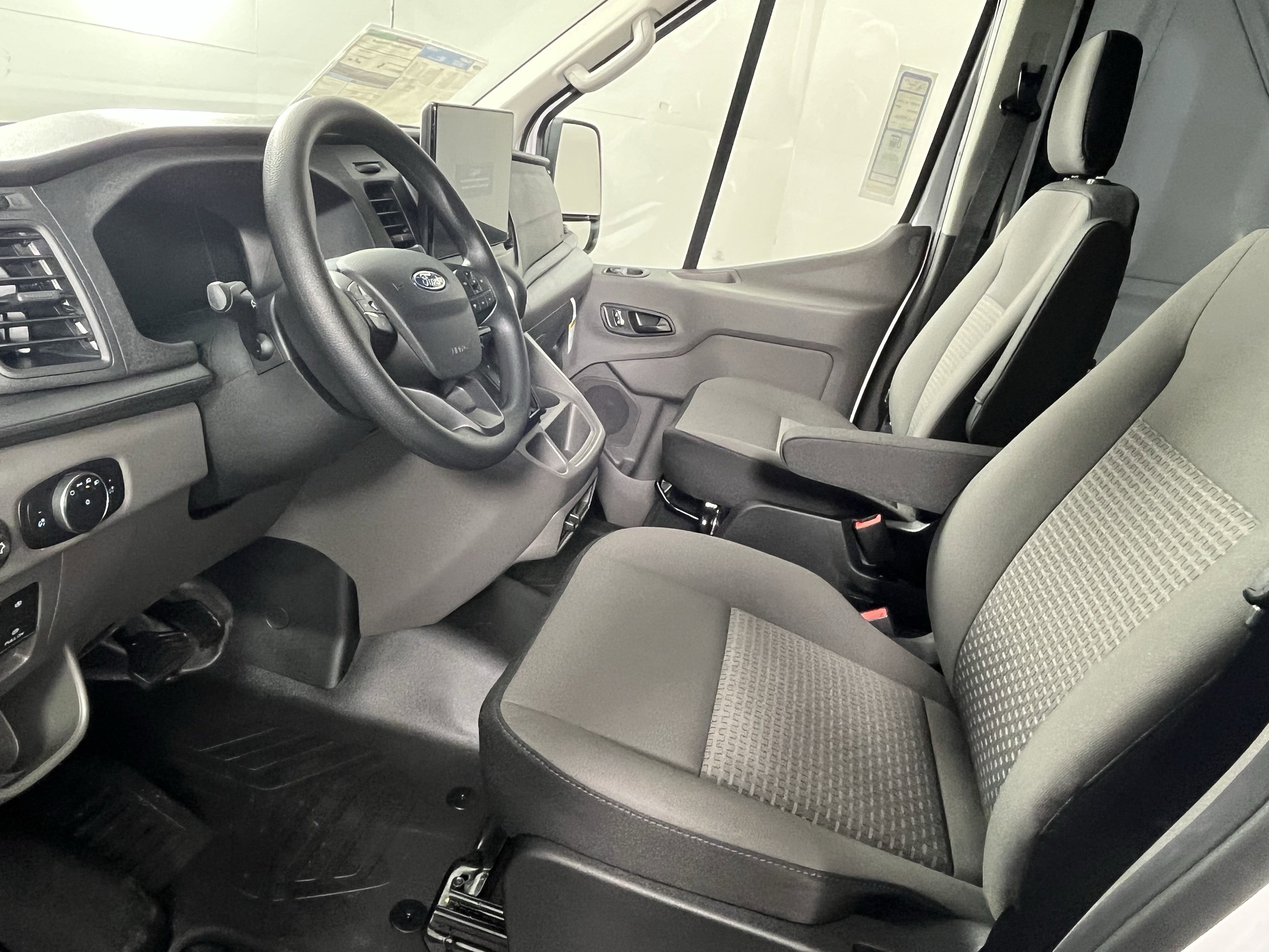 New 2026 Ford Transit 250 148 Medium Roof Extended AWD image 8