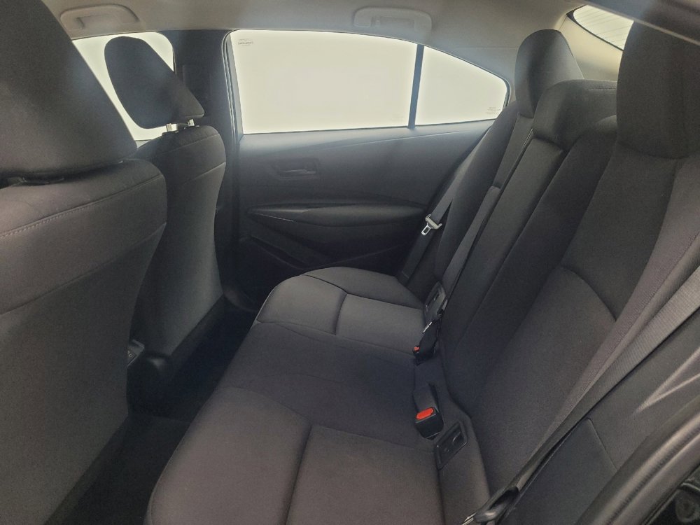 Used 2023 Toyota Corolla LE image 18