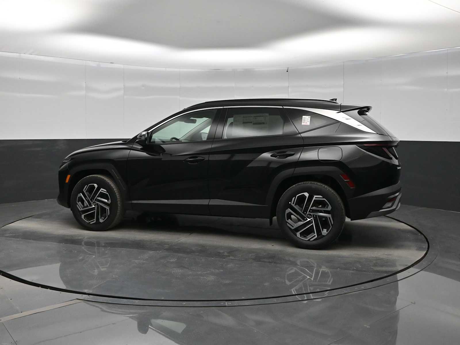 New 2026 Hyundai Tucson Limited AWD/4WD image 5