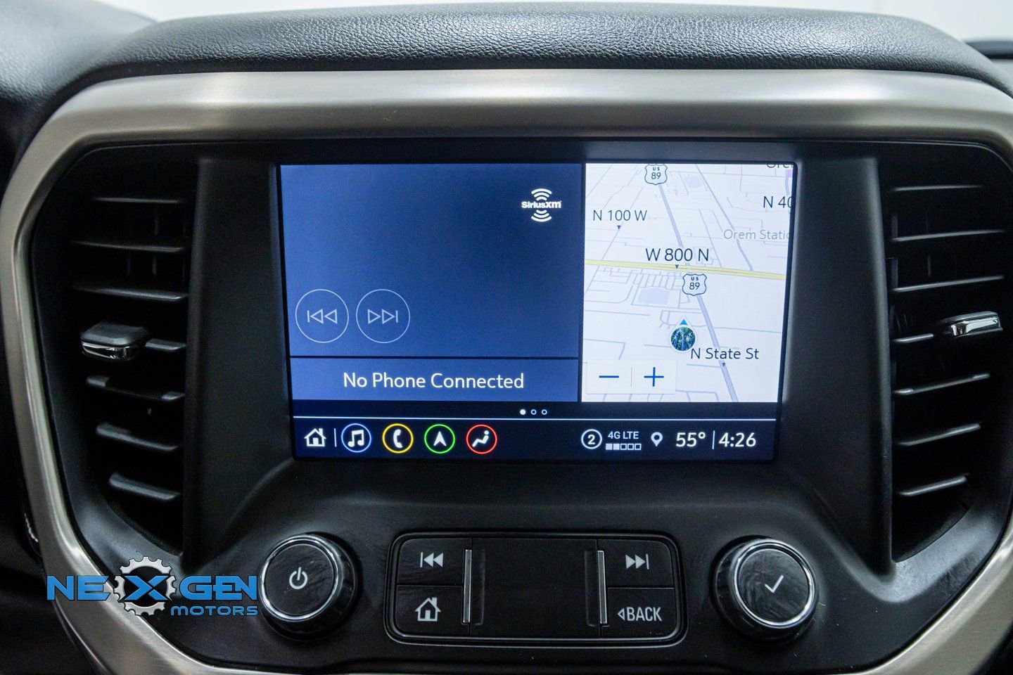 Used 2021 GMC Acadia Denali w/ Denali Ultimate Package image 17