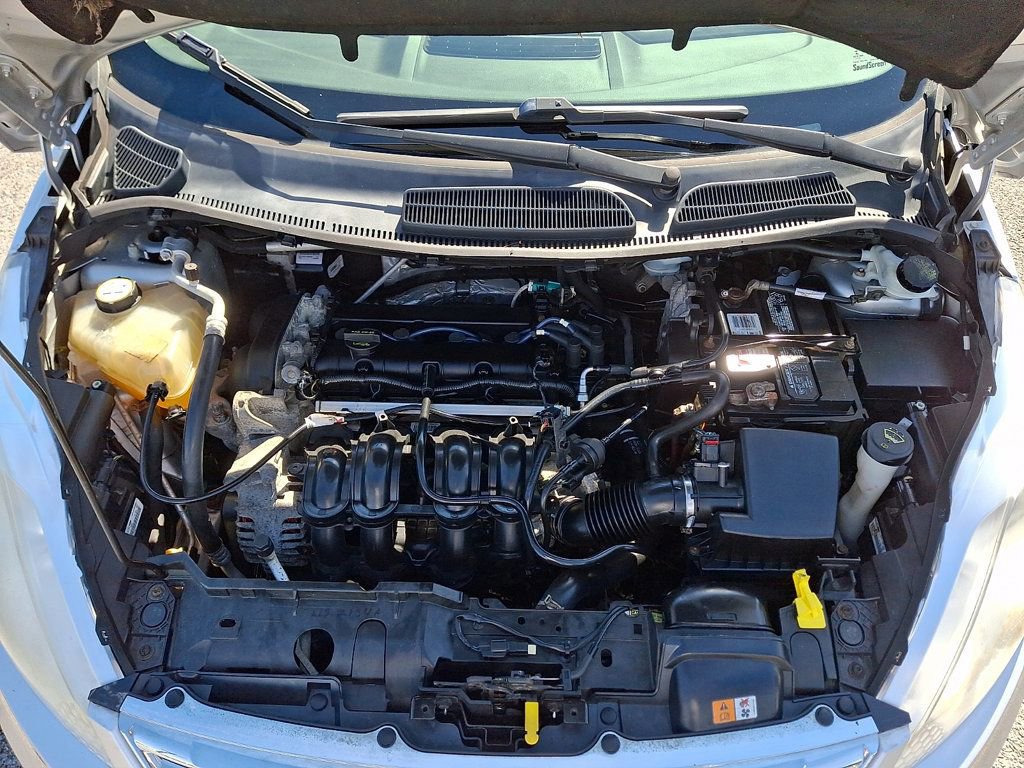 Used 2013 Ford Fiesta SE image 27