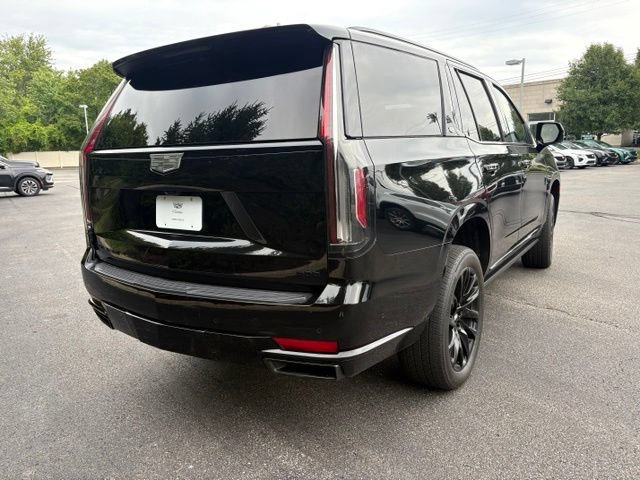 Used 2021 Cadillac Escalade Sport w/ Driver Assist Tech Package AWD/4WD image 5