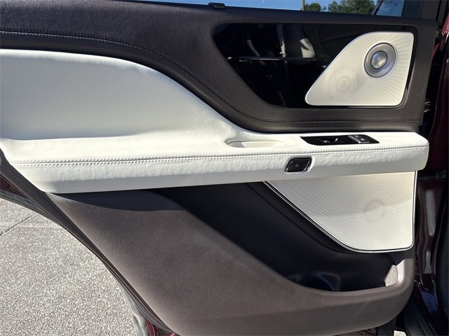 Used 2022 Lincoln Aviator Black Label w/ Dynamic Handling Package image 21