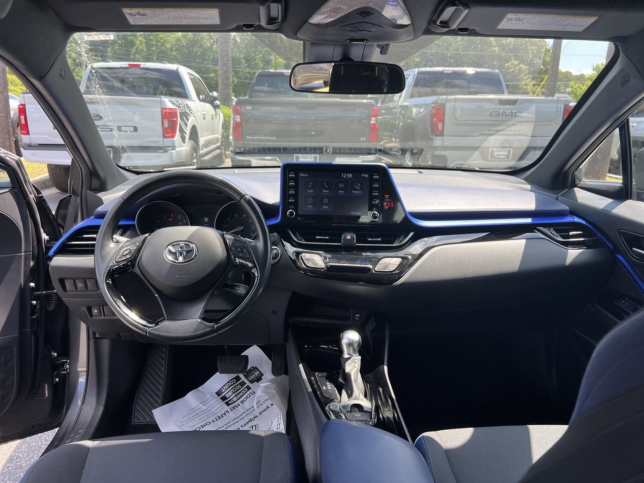 Used 2021 Toyota C-HR XLE FWD image 31