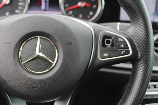 Used 2017 Mercedes-Benz E 400 4MATIC Wagon image 21