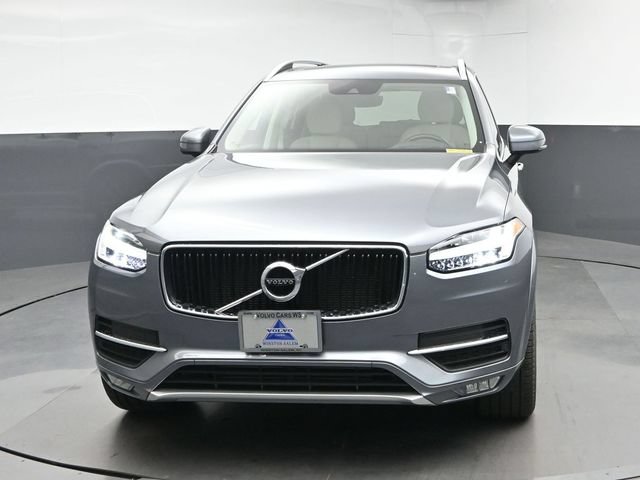 Used 2019 Volvo XC90 T5 Momentum w/ Multimedia Package FWD image 3