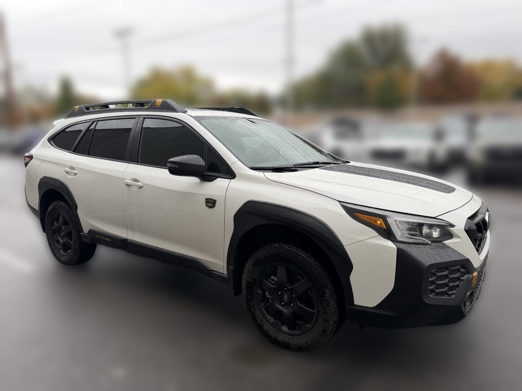 Used 2025 Subaru Outback Wilderness AWD/4WD image 6