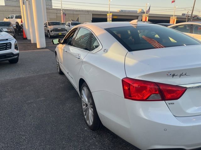 Used 2016 Chevrolet Impala LTZ w/ Enhanced Convenience Package FWD image 3