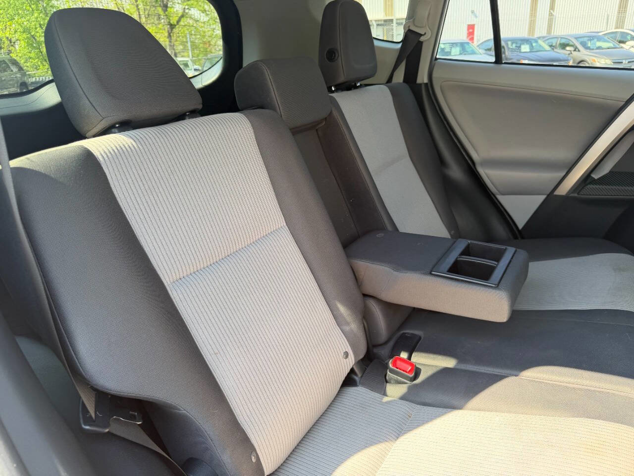 Used 2013 Toyota RAV4 LE AWD/4WD image 35