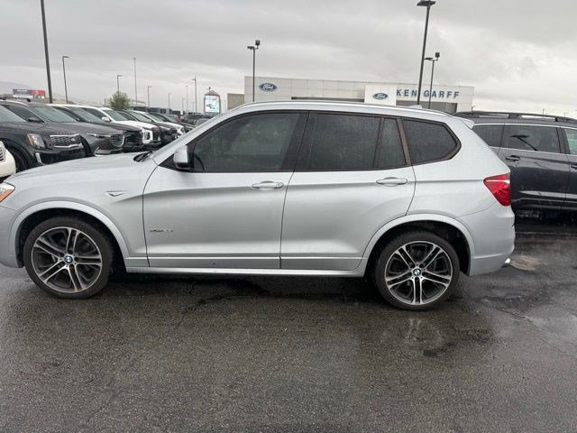 Used 2017 BMW X3 xDrive28i AWD/4WD image 3